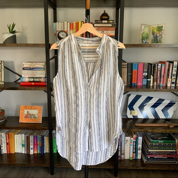 Lucky Brand • Gray Striped Sleeveless Tunic - Picture 2 of 6